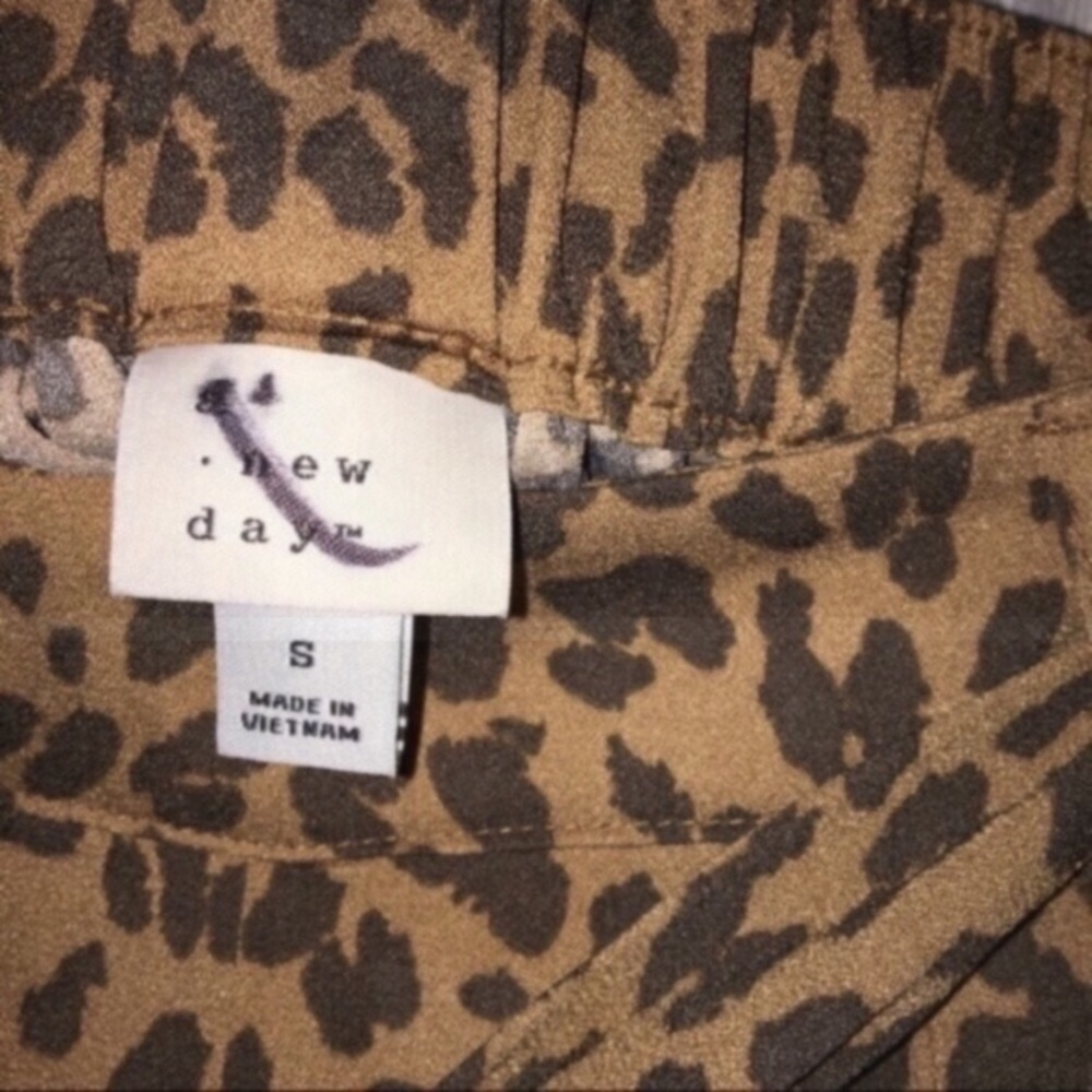 A New Day Leopard Print Tie Paper Bag Shorts - Picture 5 of 6